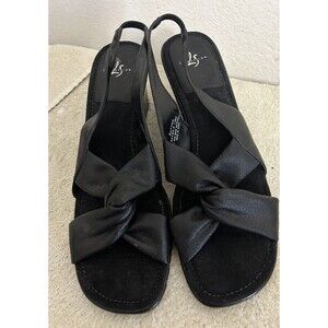 Life Stride Women's 10M Black Strappy Wedge Sandal Faux leather upper open toe